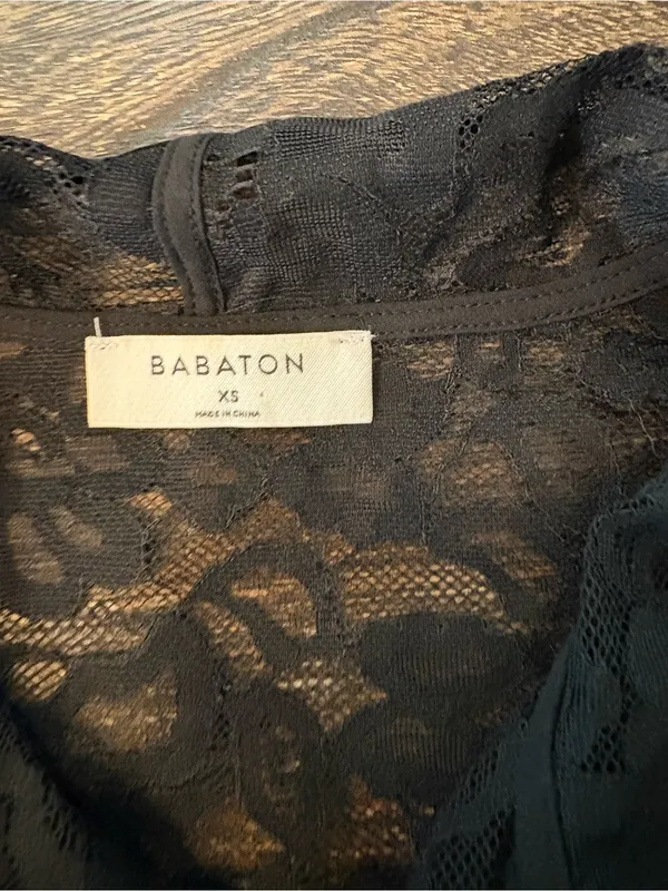 Aritzia Babaton Lace Blouse Womens XS Black Sheer Long Sleeve Collared Top - Image 5