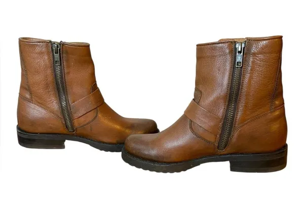 Frye Vicky Tan Leather Buckle Ankle Boots - Image 4