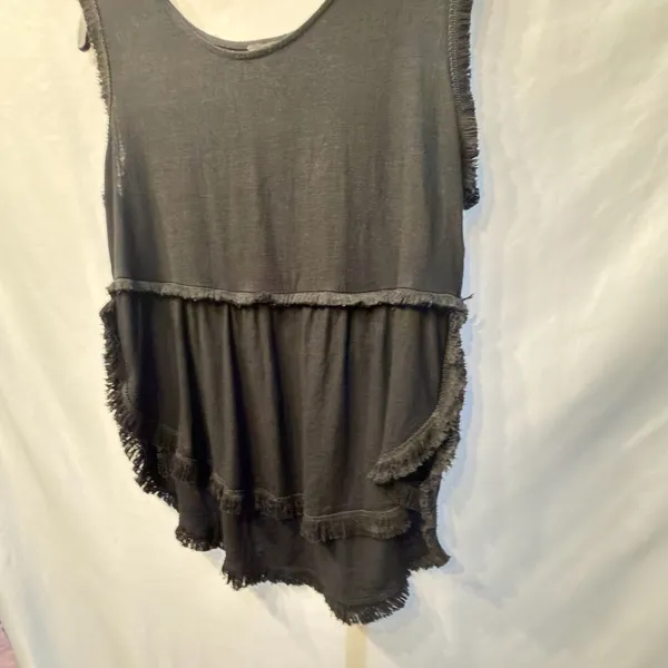 Coco + Carmen Black Sleeveless Fringe Tiered Tank size S/M - Image 3