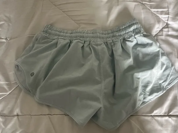 Lululemon Hot Hot Shorts - Image 2