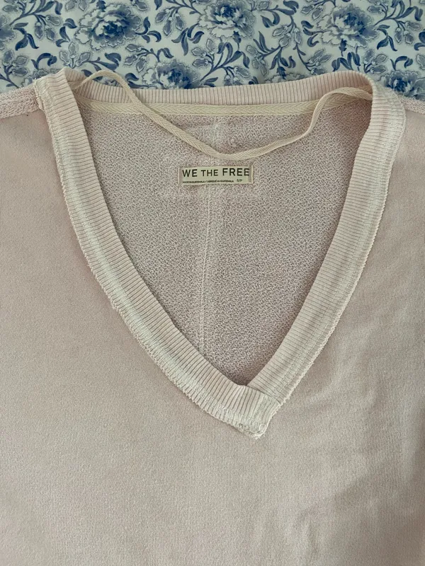 We The Free Venice V Neck Sweatshirt Light Pink S - Image 5