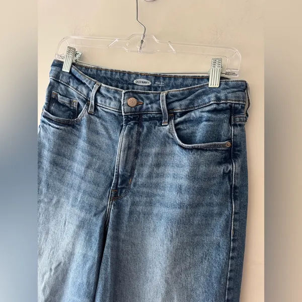 Old Navy Extra High‎ Rise Wide Leg Dark Wash Jeans - Image 3