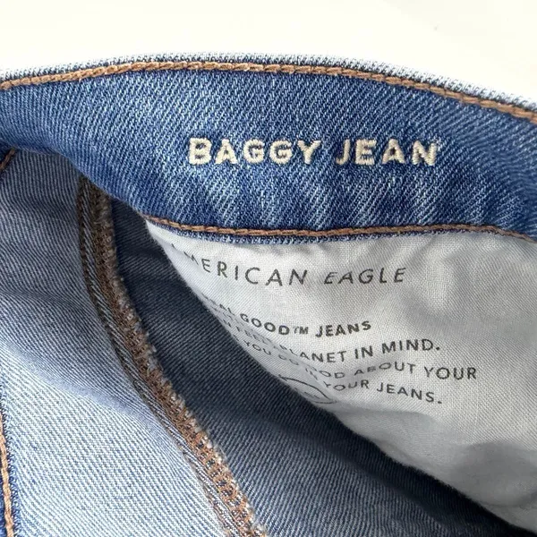 American Eagle Baggy Jean Medium Wash Denim Distressed Closet Basic Size 10 - Image 10