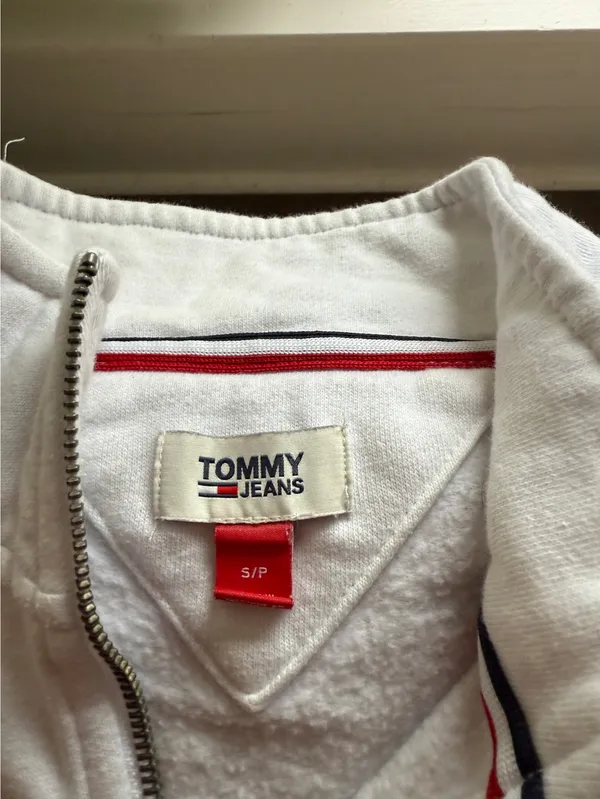 Tommy Hilfiger Vintage 1/4 Zip Pullover White - Image 3