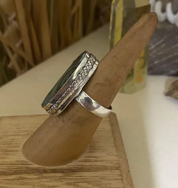 Sterling Silver Abalone  Rings Size 61/4 - Image 4