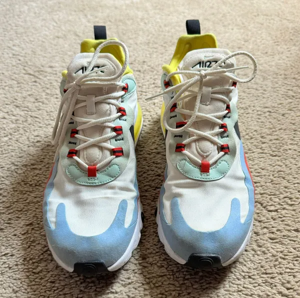 Nike Air Max 270 React Shoes - Image 2