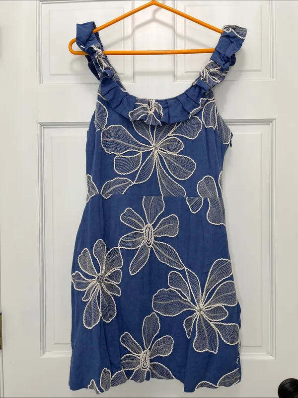 Loft Blue w/ Creme Floral Embroidered Ruffle Neckline Mini Dress - Size 10 - Image 2
