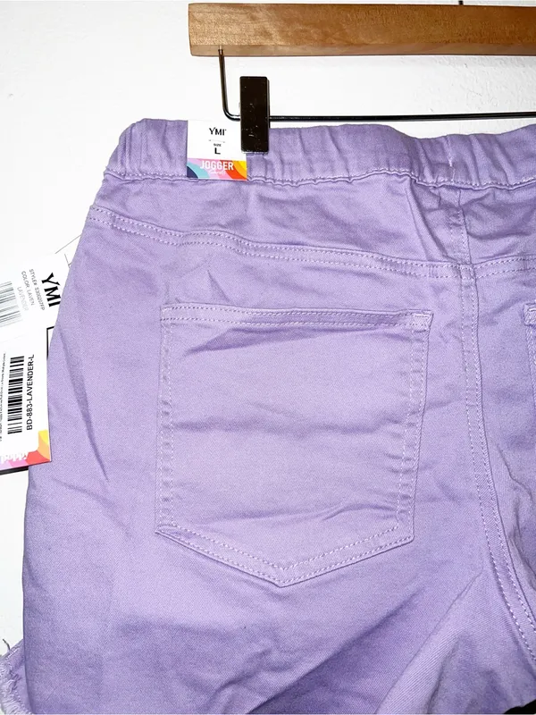 YMI Freckled Poppy Lavender Drawstring Frayed Hem Pull On Jogger Shorts - Image 9