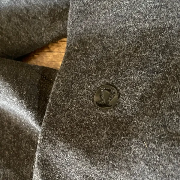 Lululemon Dark Gray Cropped High Rise Leggings - Image 3