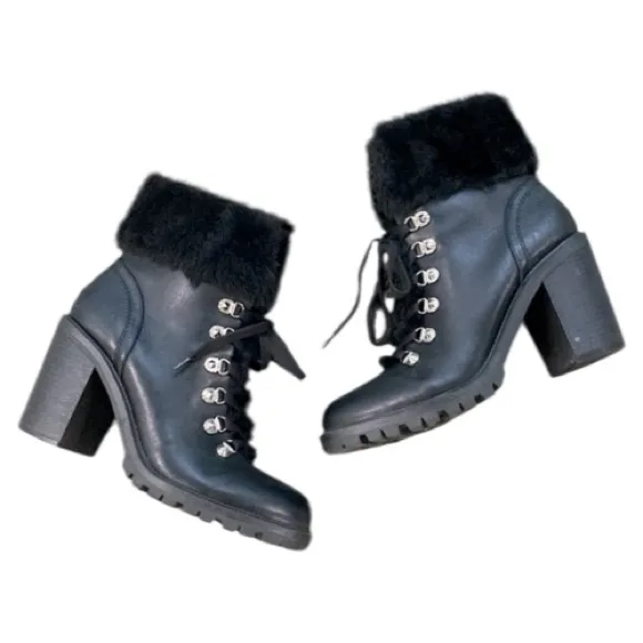 Guess Black faux Fur-trim Lace-Up Boots. New - Image 3
