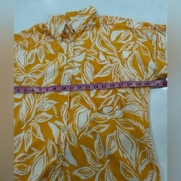 Panama Jack Women's Mustard and White blouse y pants - Image 6