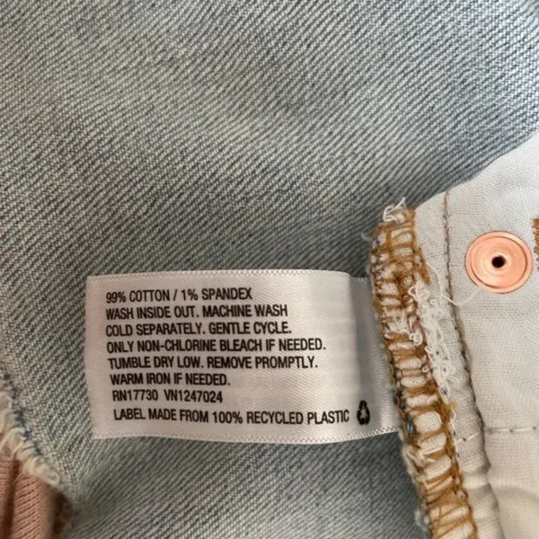WILD FABLE Light Wash Denim Mini Skirt Size 12 - Image 6