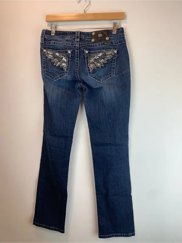 Dark Wash Miss Me Jeans sz 27 mid rise easy straight fall school bling *flaw* - Image 3