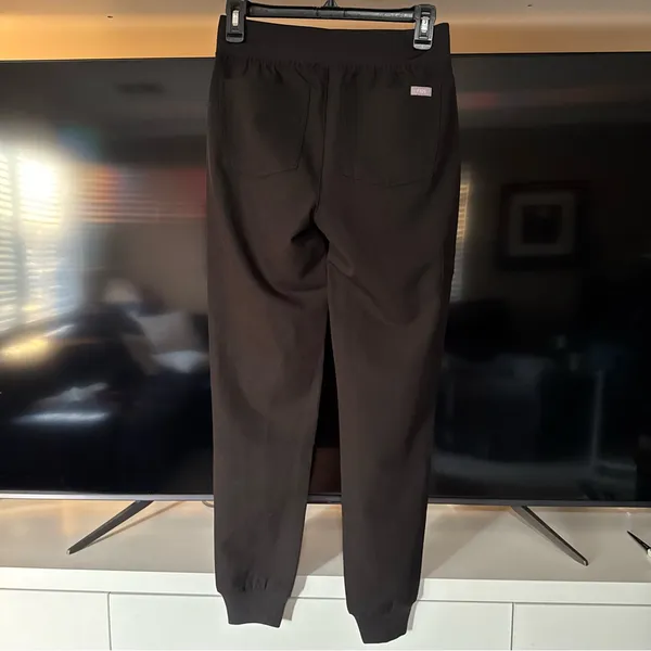 Figs NWT Zamora 2.0 Joggers Pants Black - Image 6