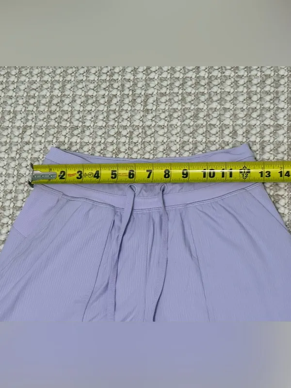 Lululemon Dance Studio High-Rise Shorts 3.5” size 2 lavender - Image 6