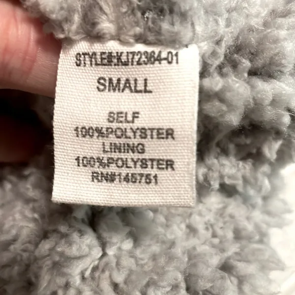 Altar’d State- Light Grey & White Super Soft Sherpa Vest w/ Zip Pockets- Size S - Image 6
