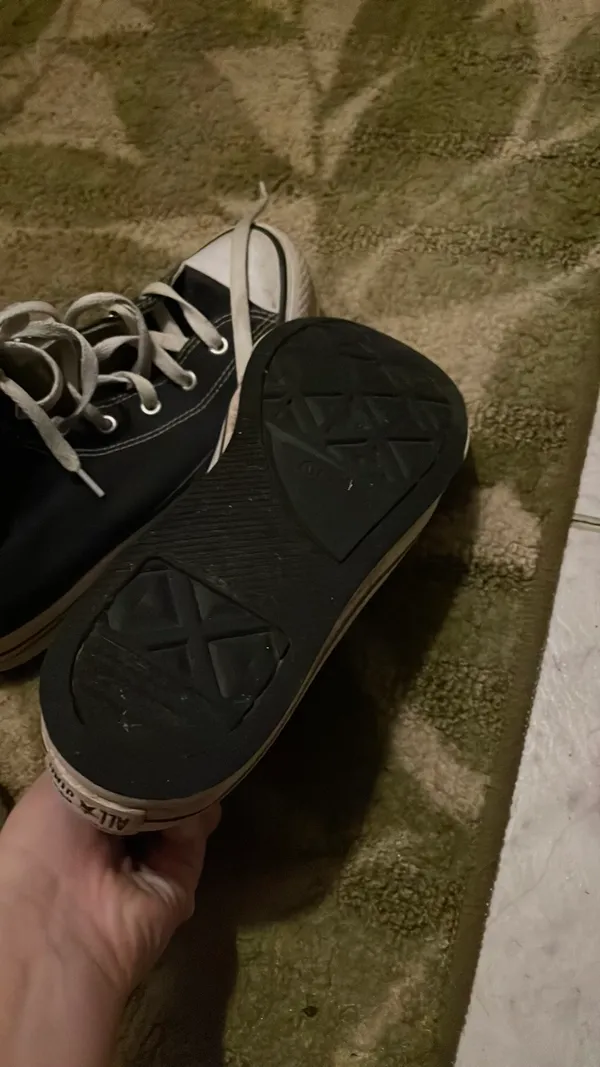 Converse High-Top Platform Sneakers Black 6.5 - Image 4
