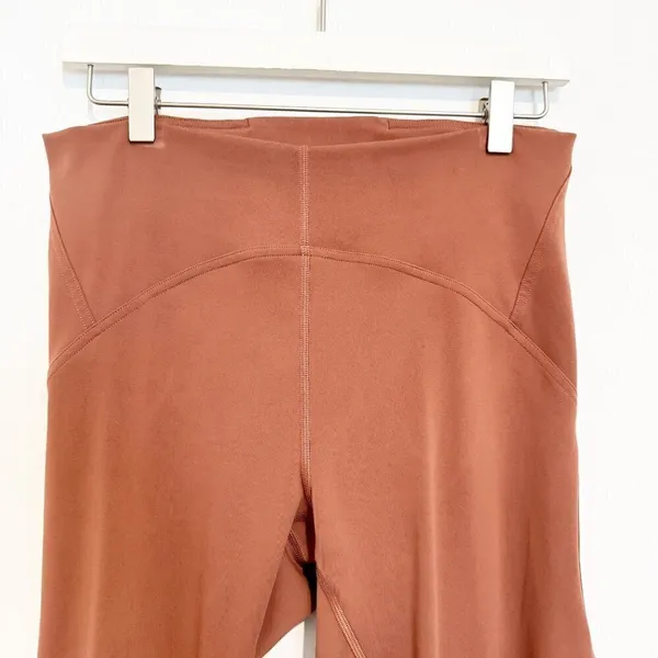 Lululemon InStill‎ Tight Size 10 Ancient Copper SmoothCover Pilates Sporty Yoga - Image 5