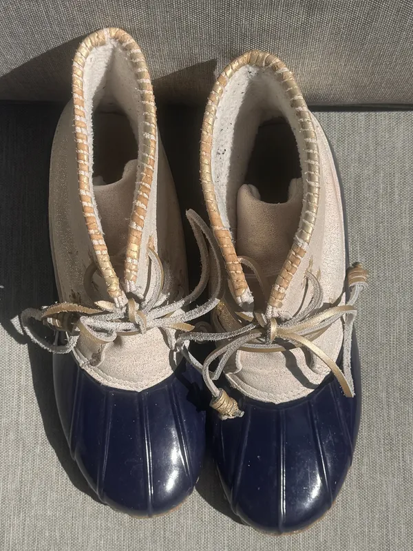 Womens Jack Roger’s Chloe Gold Metallic Cream Leather Navy Rubber Duck Boot Sz 9 - Image 3