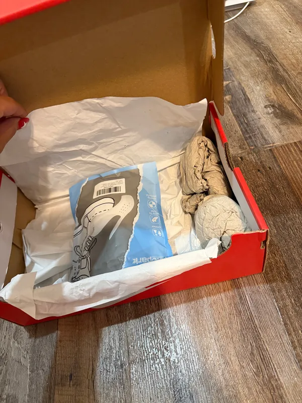 Size 7.5 W Grey fog Nike dunks  - Image 4