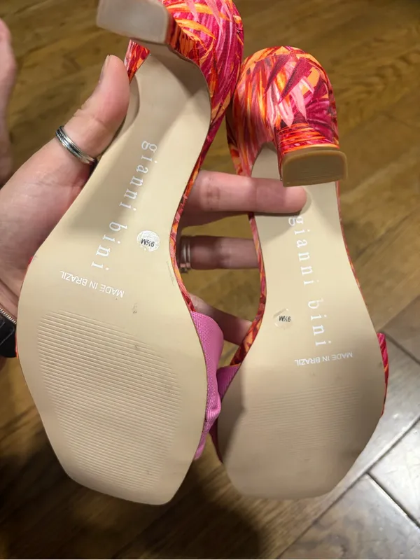 Gianni Bini Pink & Orange Tropical Print Slide Heels size 9.5 - Image 5
