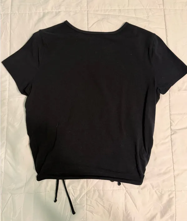 Hollister Crop Top - Image 2