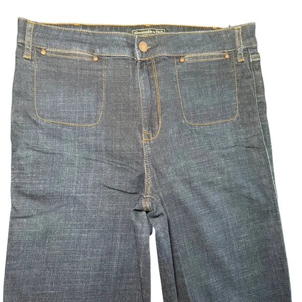 Abercrombie &‎ Fitch Signature Collection High Rise Wide Leg Flare Jeans 29x34 - Image 4