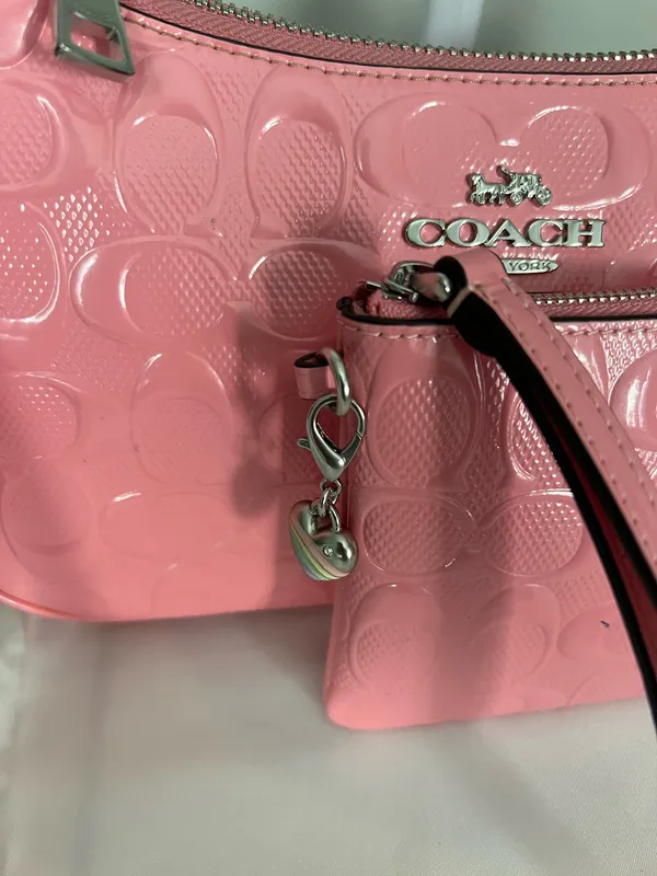 Coach Teri Shoulder Bag In Signature Leather With Heart Charm With Matching Wristlet - Image 14