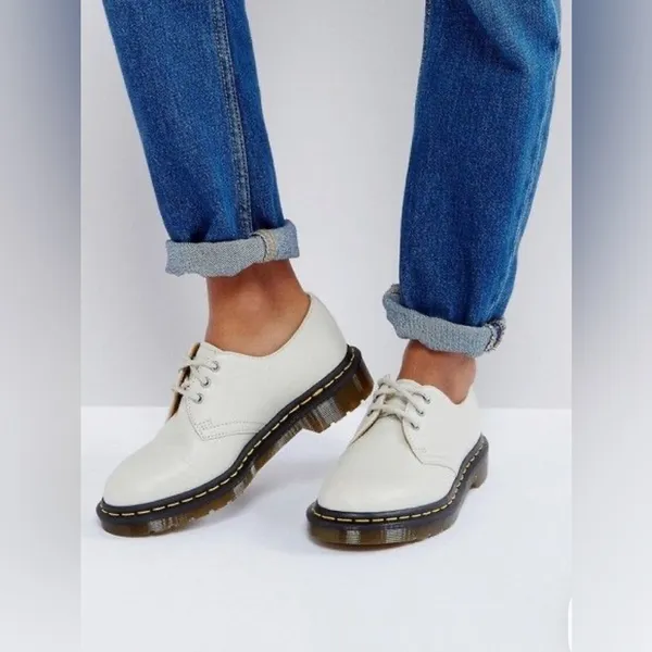 Dr. Martens 27214 Vegan Oxford Shoes Men's Size 6 Women's Size 7 White Leather - Image 2
