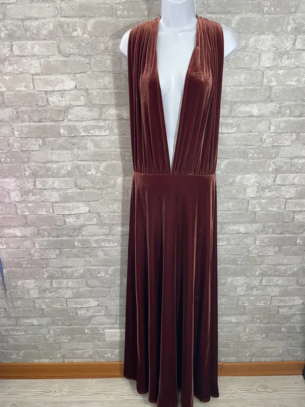 Revelry Micah Convertible Velvet Dress in Terracotta - Image 3