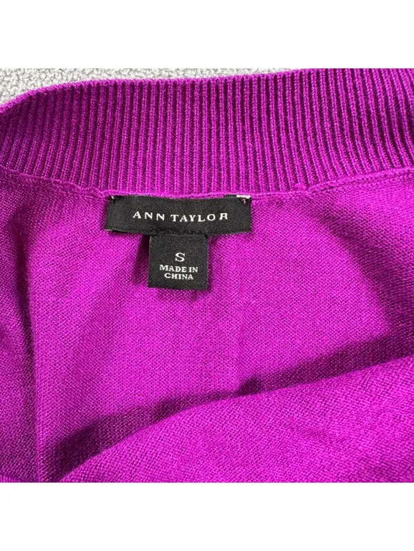 Ann Taylor Women's Purple Fine Knit Long Sleeve Crew Neck Sweater S Rayon Blend - Image 4