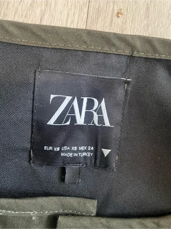 Zara Olive Green Sleeveless Cotton Blend Vest top - Image 2