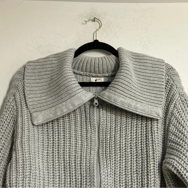 Aerie Double Zip Knit Foldover Grey Cardigan Sweater Size Medium Rugby Cozy - Image 4