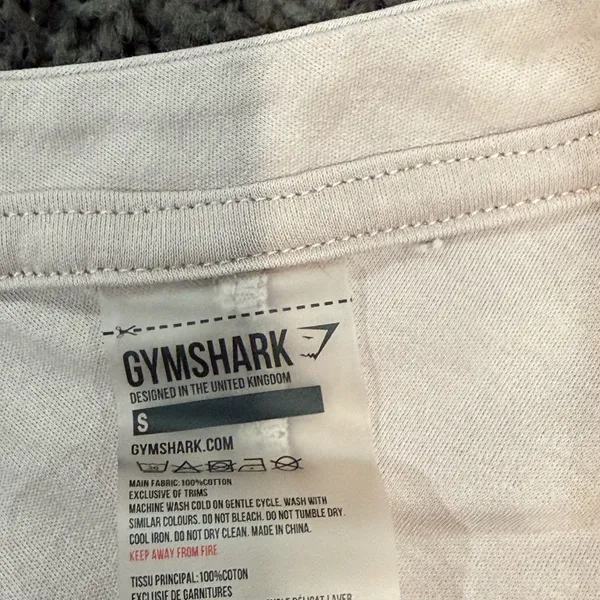 Gymshark Pink‎ Flutter Sleeve Crop Top - Image 4