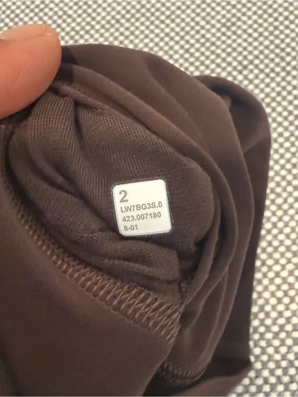lululemon Align No Line™ High-Rise Short 6" Size 2 Colour Mahogany Muse - Image 7