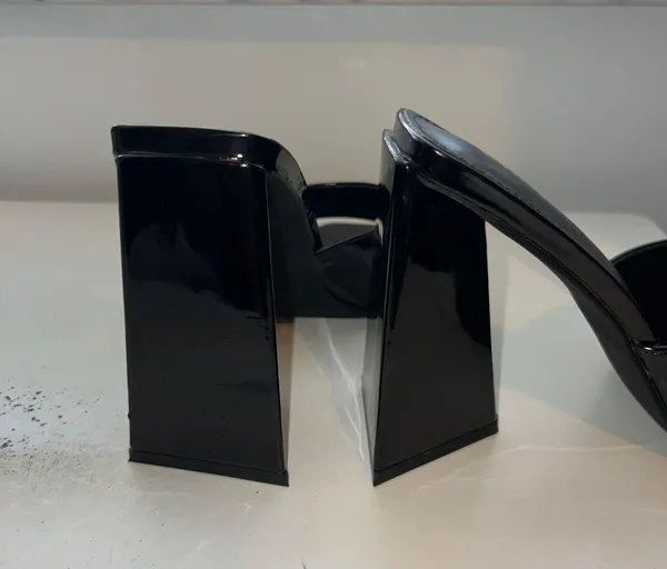 Black Block Heels Size 8.5 - Image 4