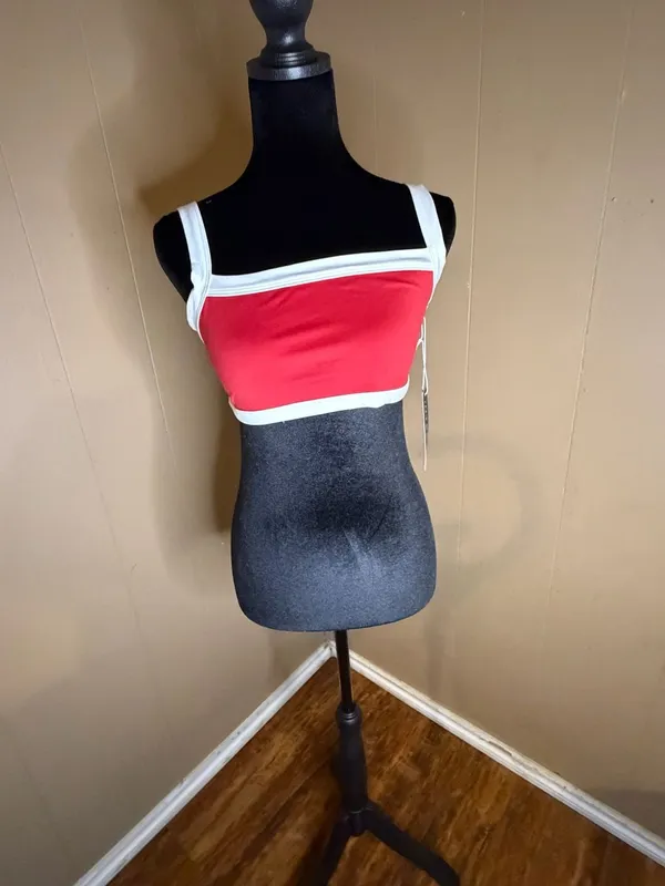 Interval Glimmer Spacedye Square Neck Bra in Poppy Solid/White Red Size M - Image 2