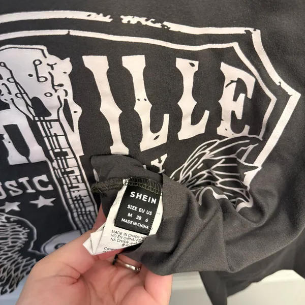 SHEIN Nashville Music City Graphic Cropped Tee - Image 4