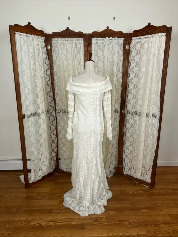 SheIn Pretty Jeta Ari Tea Break Off-Shoulder Ivory Knit Wedding Dress - Image 7