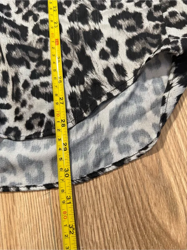 Zara‎ Leopard Print Button-Up Blouse - Black & White - Image 4