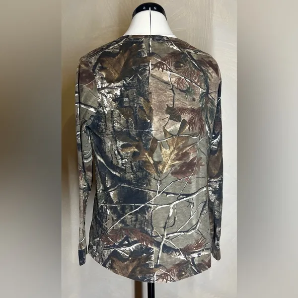 Realtree Women’s Long Sleeve V-Neck Camouflage Outdoor Enthusiast Shirt|Size:L - Image 11