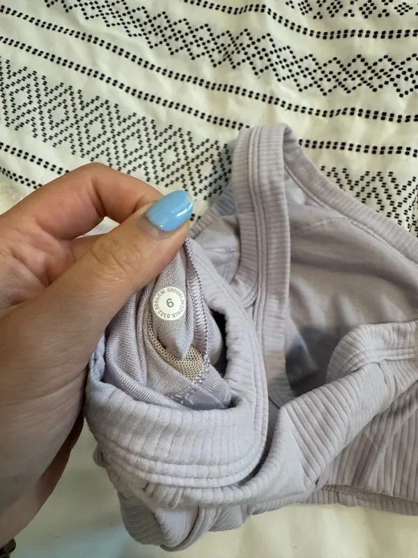 Lululemon Ribbed High Neck Sports Bra 6 - Image 3