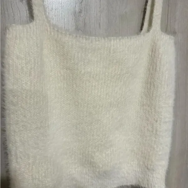Anthropologie Cream Fuzzy Cropped Sleeveless Tank Willow and Wind‎ - Image 2