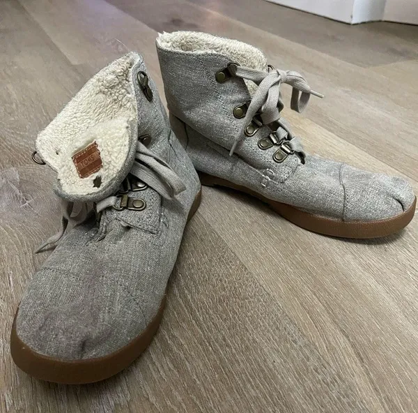 Tom’s Canvas Fold Over Boots - Image 3