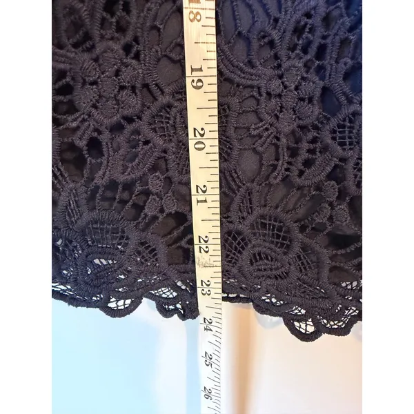 Nanette Lepore Lace Top Womens Size M Navy Blue Mock Neck Zipper Back Coquette - Image 8