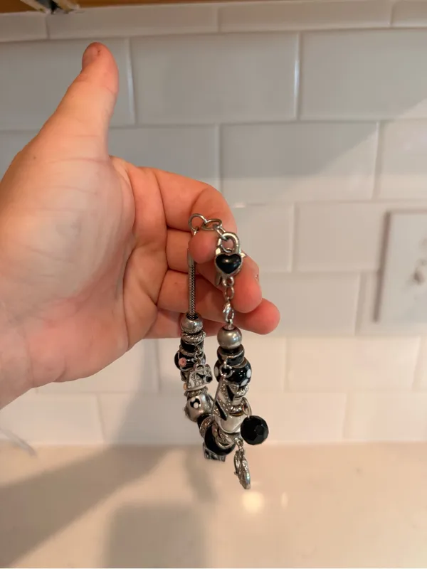 Pandora bracelet with RETIRED charms 2012 Y2K NO BOX, Pre owned EUC Authentic - Image 6