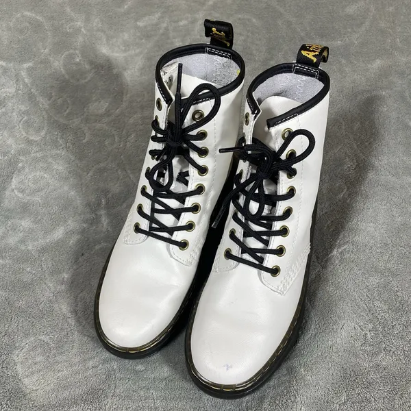Dr. Martens White Leather Zavala Combat Boots Women 5‎ Lace Bouncing Soles - Image 3