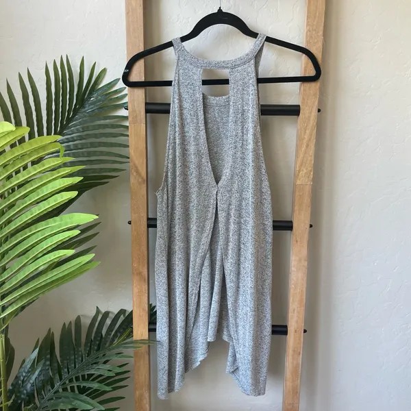 Audrey 3+1 Gray Open Back Tank | Flowy, High Neck, Soft Knit, Casual Layer - Image 4