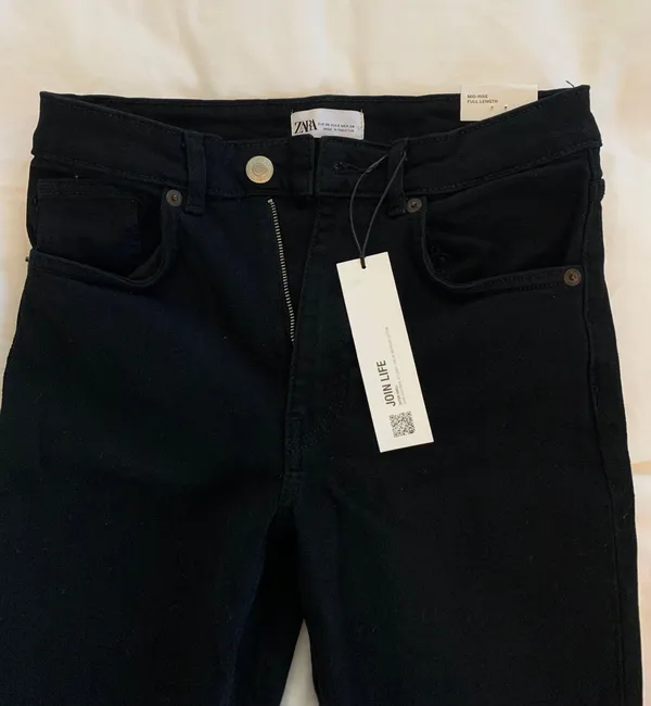 ZARA Flare Jeans - Image 4