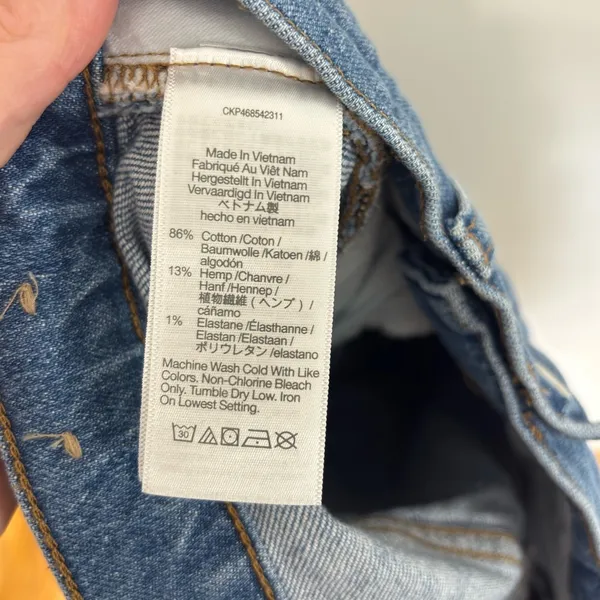 Madewell The Perfect Vintage Jean in Earlside Wash: Raw-Hem Edition - Size 29 - Image 7